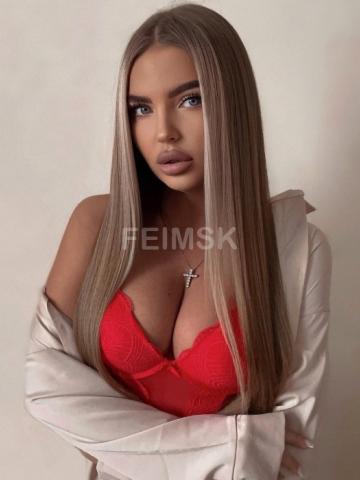 Лина Крашеная Блондинка фото 3