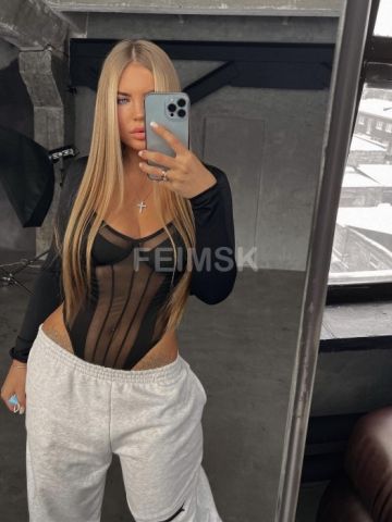 Лина Крашеная Блондинка фото 4